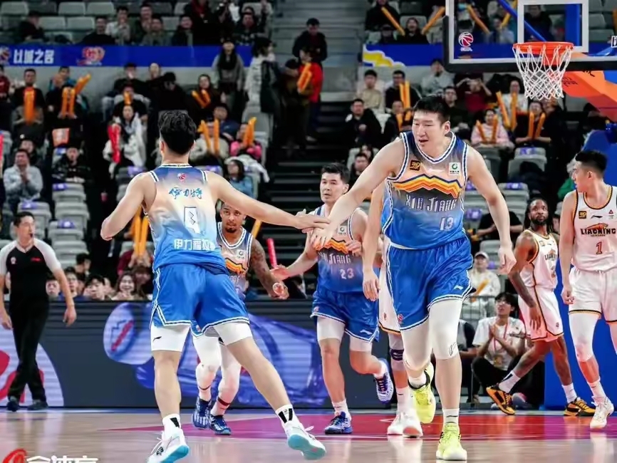 关于凭借一波辽宁队，CBA季后赛成功弹幕刷屏，现场球迷泪目的信息