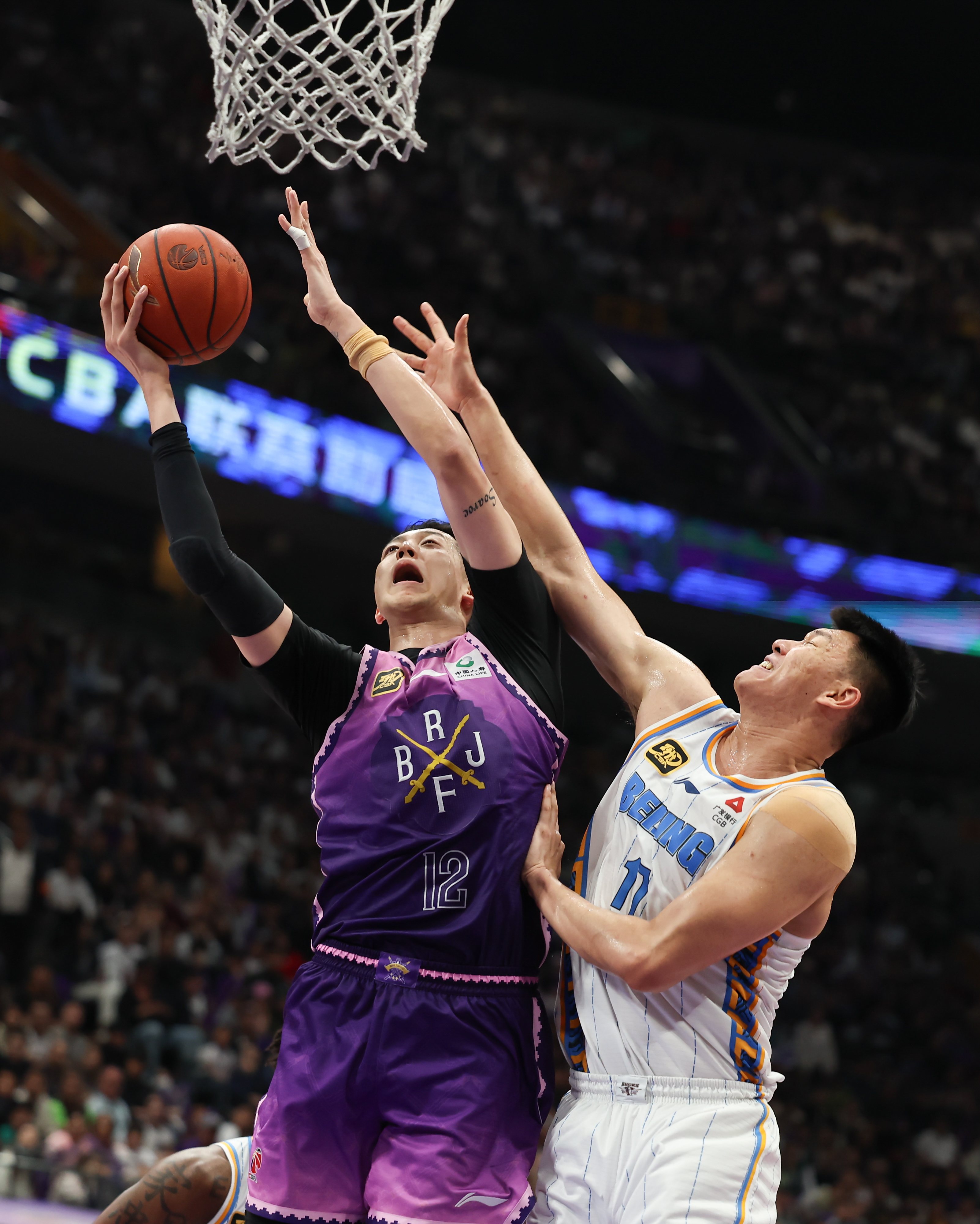 北京队爆发神级表现，CBA季后赛被彻底压制，救主