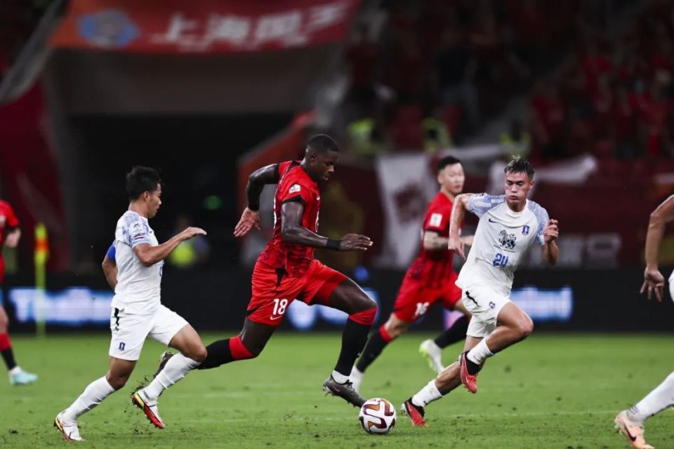 云达不莱梅主帅赞誉全队,态度决定一切的简单介绍 云达不莱梅主帅赞誉全队,态度决定一切的简单介绍