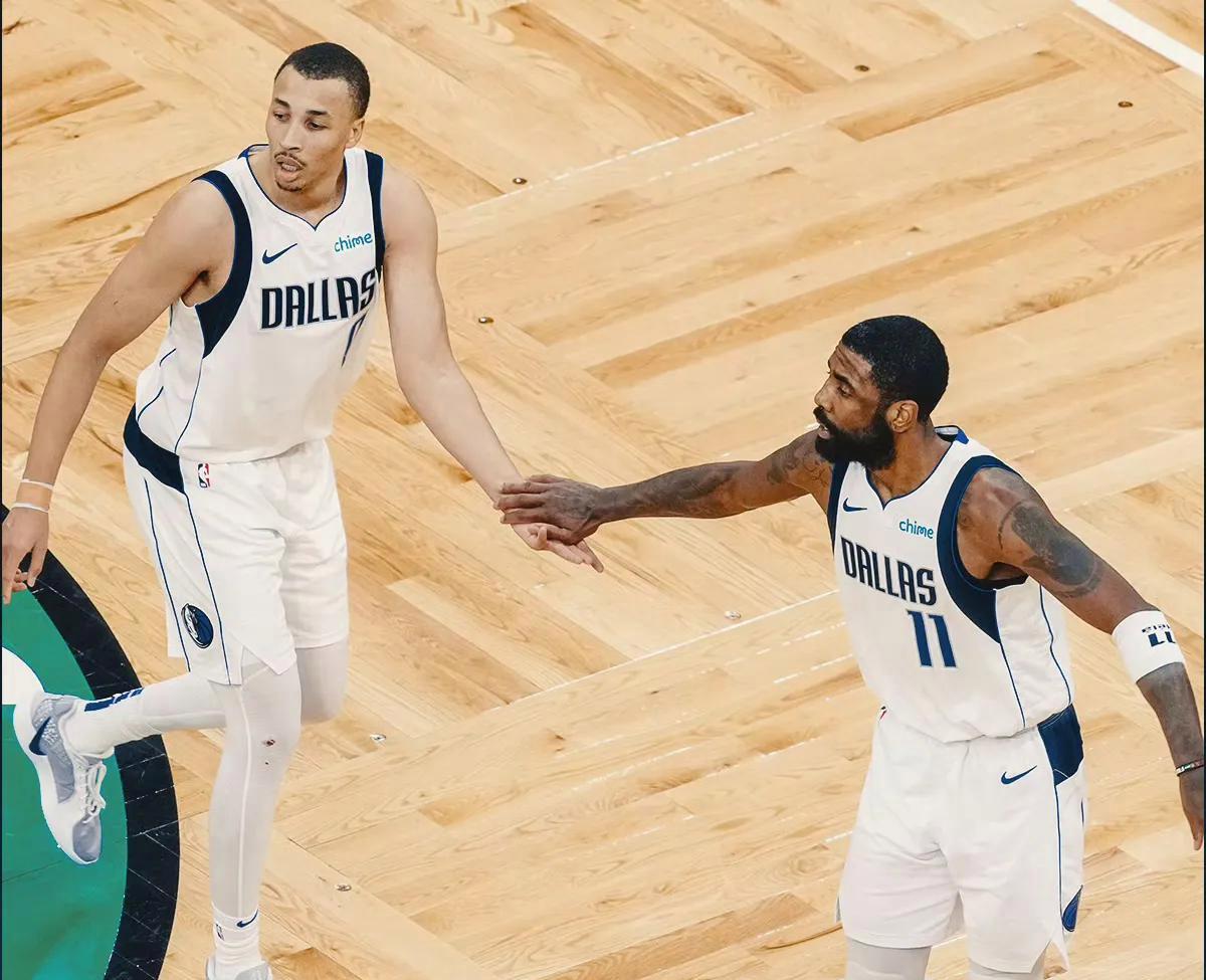 1xBit体育网站入口-关于勇士客场力克独行侠，继续保持不败战绩的信息