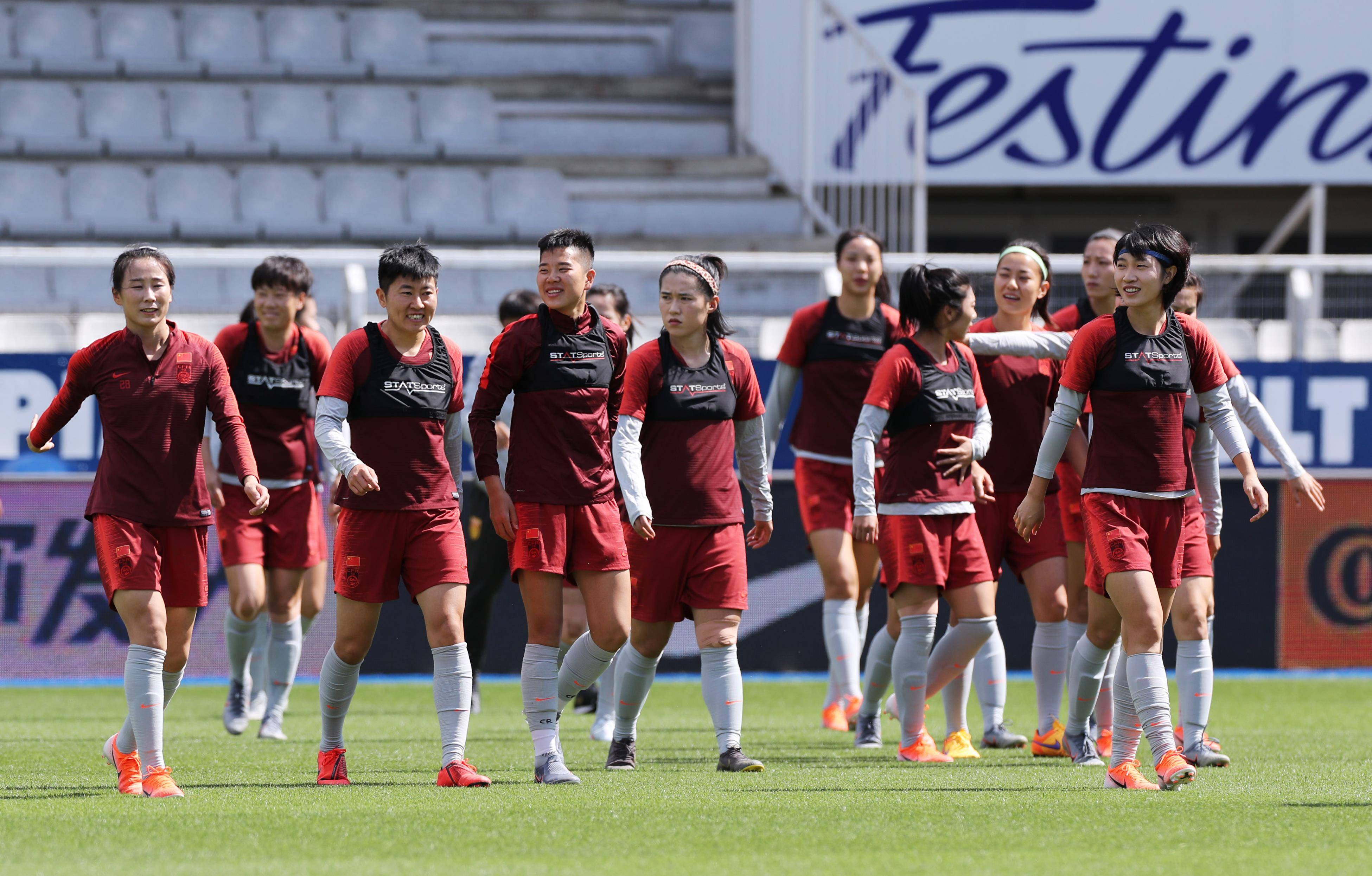 1xBit体育网站-关于中国女足在比赛中展现出团队合作精神的信息