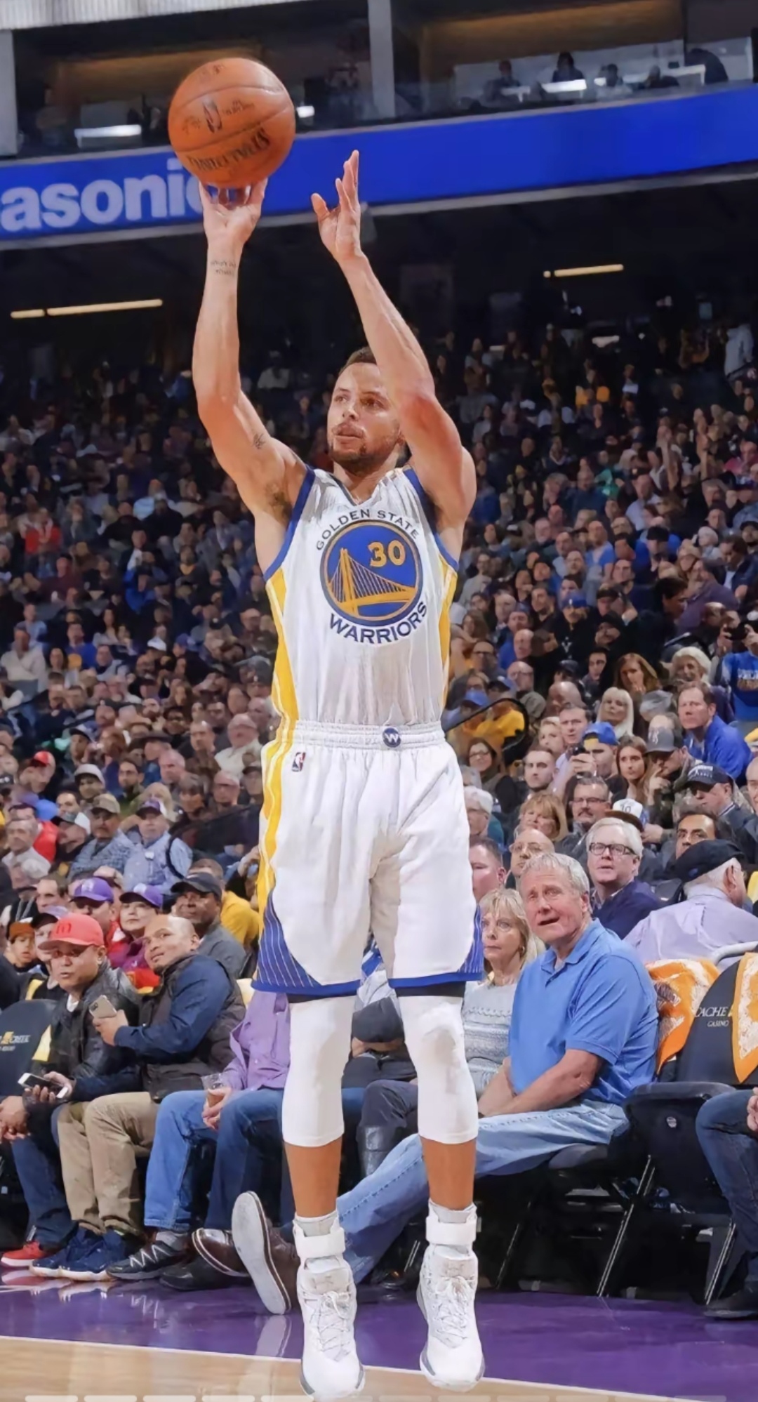 1xBit体育官网登录网址-激动人心的篮球比赛，全球球迷热切期盼的简单介绍