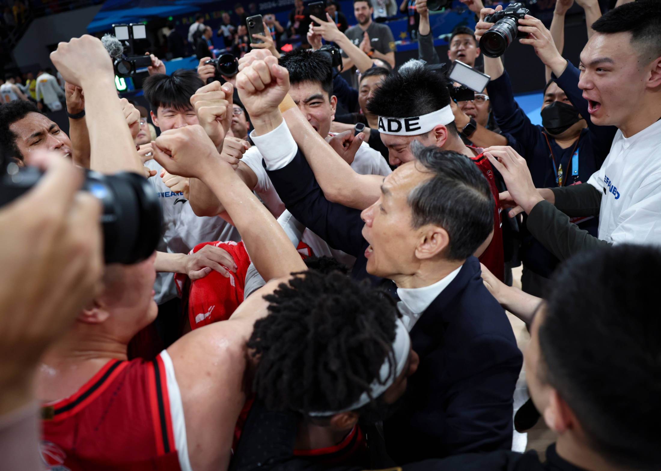 激动人心的篮球比赛,全球球迷热切期盼的简单介绍 激动人心的篮球比赛,全球球迷热切期盼的简单介绍