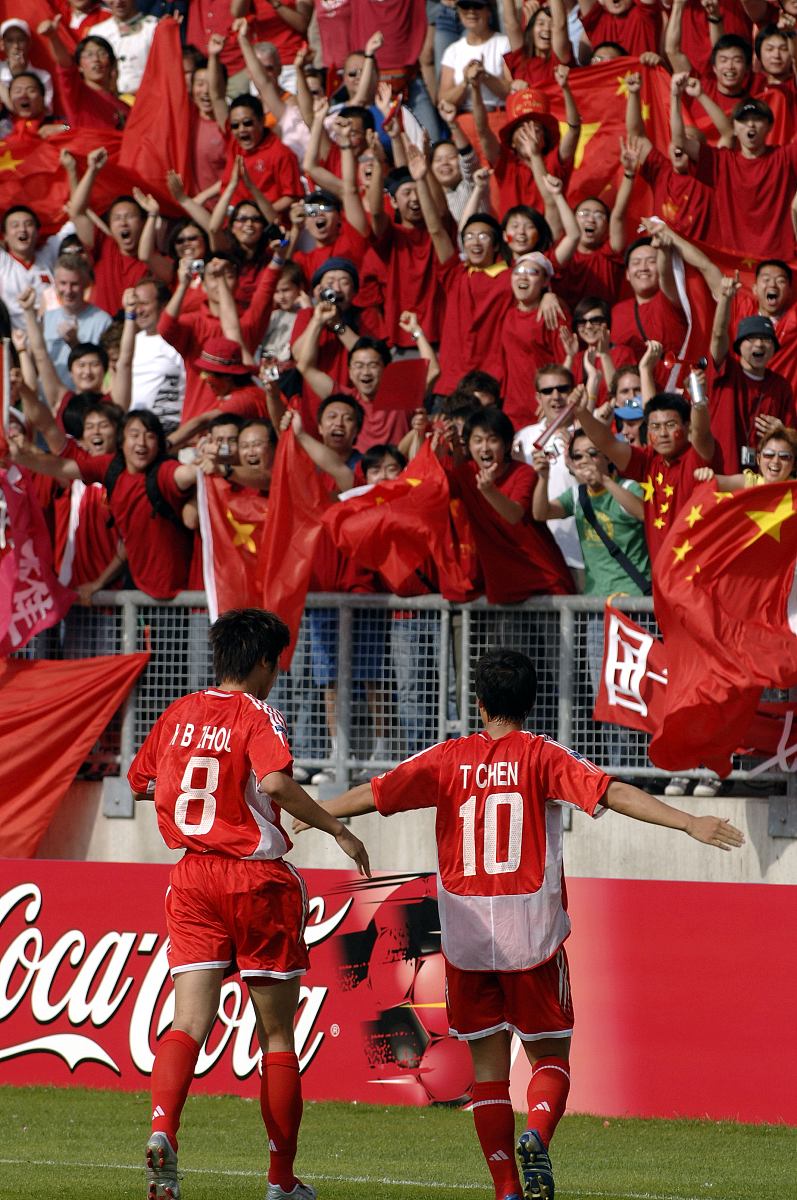 匈牙利队大破对手，轻松晋级下一轮比赛的简单介绍