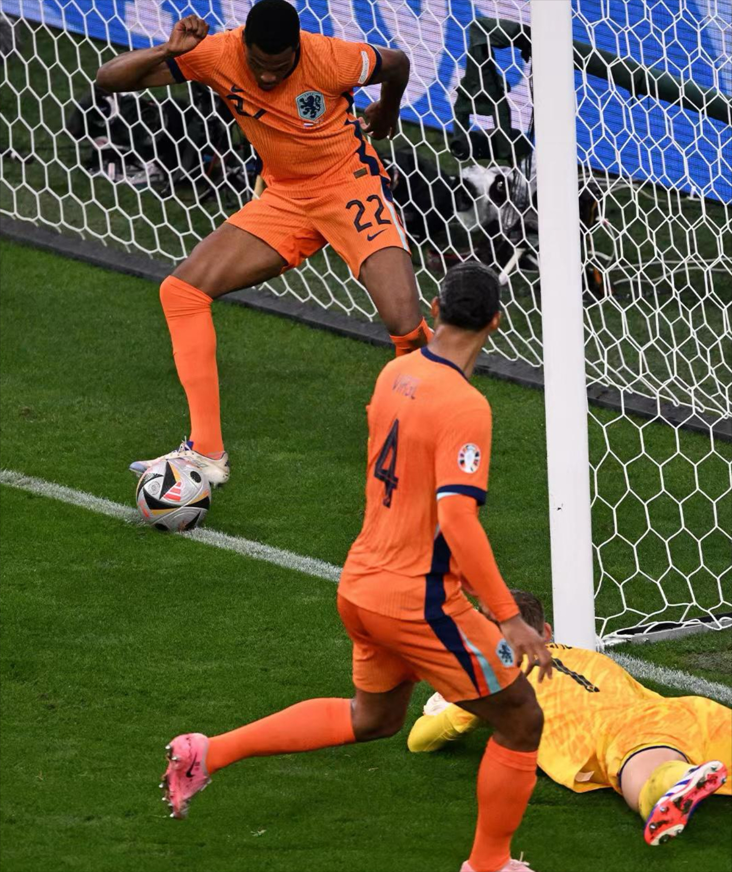 双方对阵,比分惊险变化令人震惊!的简单介绍 双方对阵,比分惊险变化令人震惊!的简单介绍