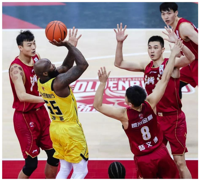 1xBit体育入口-河南队败给四川队，积分榜下滑