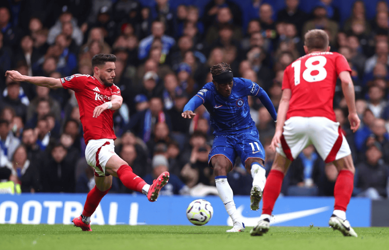 切尔西艰难闯关,英超强队展现实力的简单介绍 切尔西艰难闯关,英超强队展现实力的简单介绍