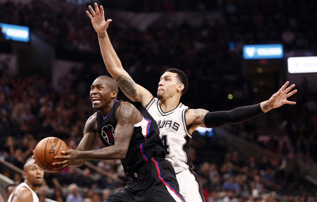 1xBit体育app下载-雄狮擒马刺取得两连胜，稳步向东部前十迈进的简单介绍