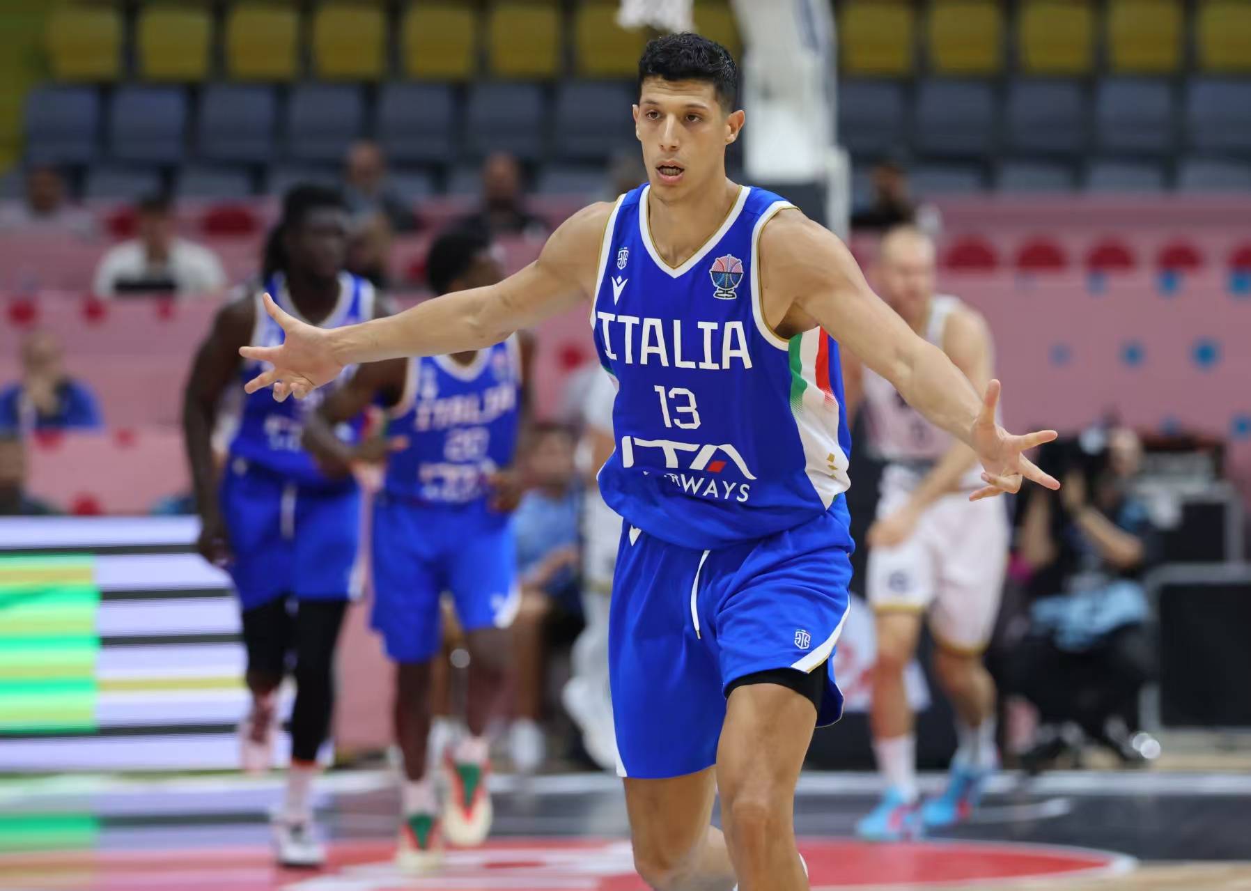 包含拉脱维亚球员发挥出色，实现欧锦赛强的词条